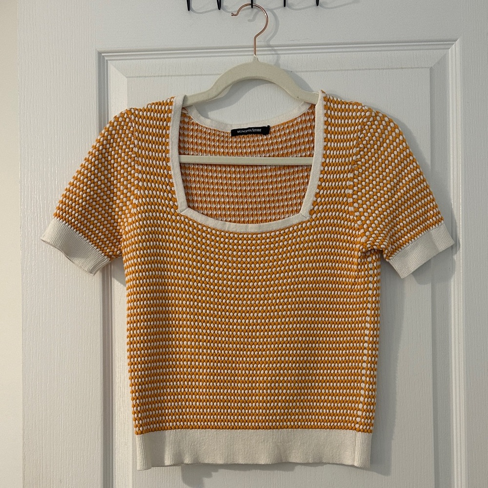 Elegant Mustard Knit Blouse